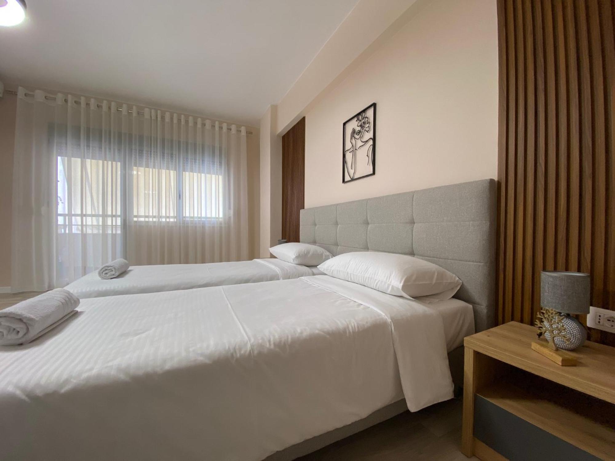 Central Cozy Apartment Tirana Exterior foto